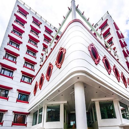Grand Starline Hotel Gauháti Kültér fotó